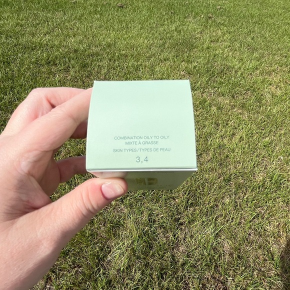 NIB Clinique Dramatically Different Gel Size 4.2 oz - Picture 7 of 7